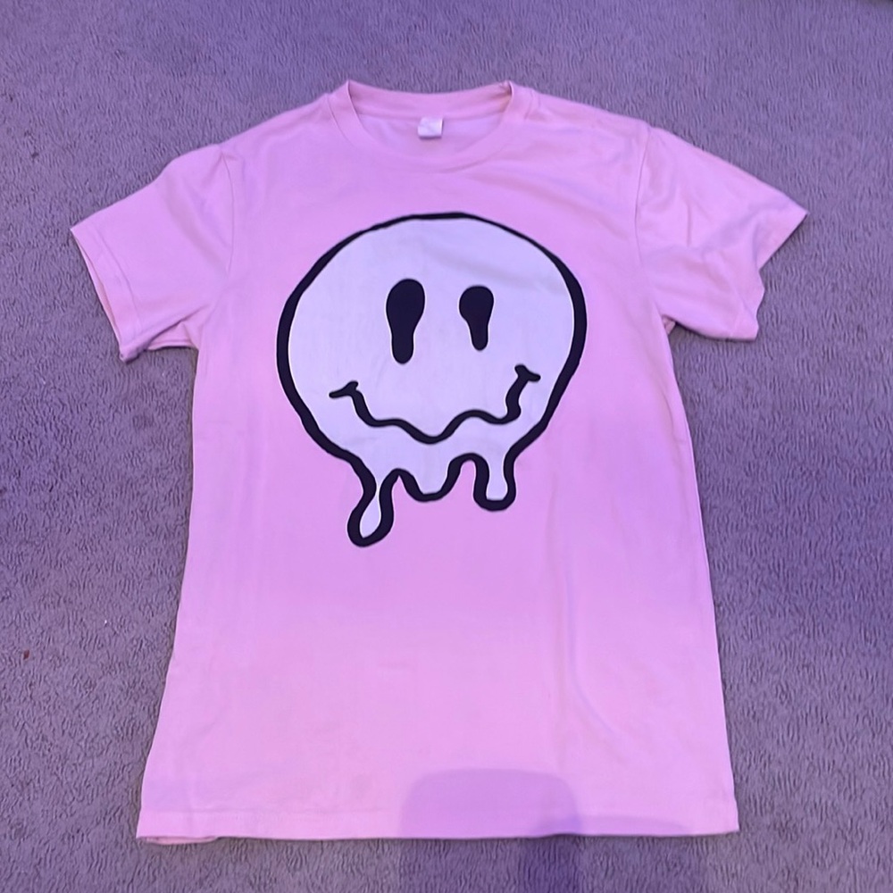 5 below smily t shirt